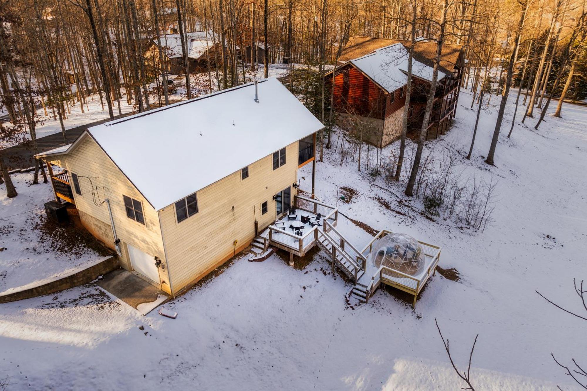 The Moondance Cabin By Lightfoot Stays Vacation Rentals Севьервилл Экстерьер фото