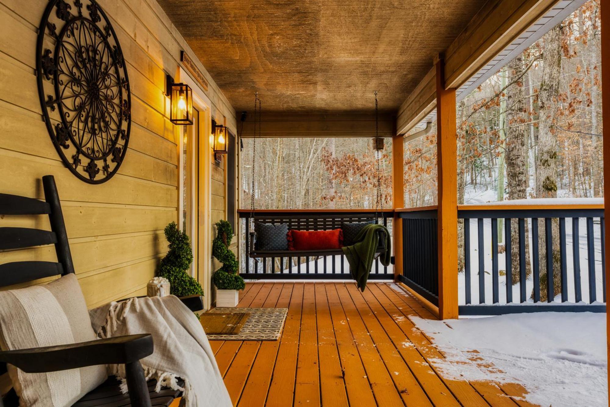 The Moondance Cabin By Lightfoot Stays Vacation Rentals Севьервилл Экстерьер фото